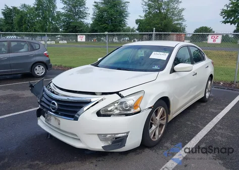 2013 Nissan Altima 2.5 Sv z USA, uszkodzony, nr VIN 1N4AL3AP7DC286383